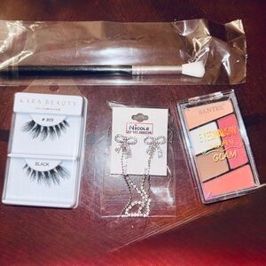 Makeup and Accessories Set